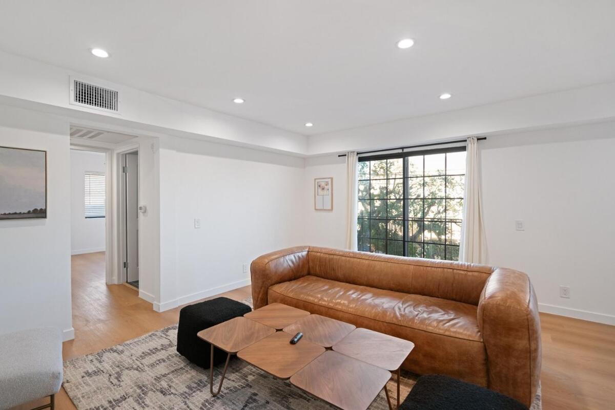 2br Bonus With Pool Access Near Universal *