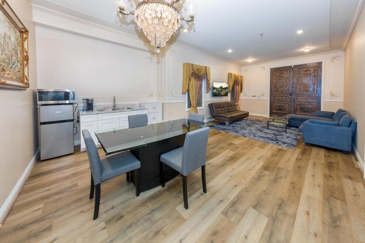 Apartment Spacious 2br With Kitchenette And Dining In Beverly Hills *