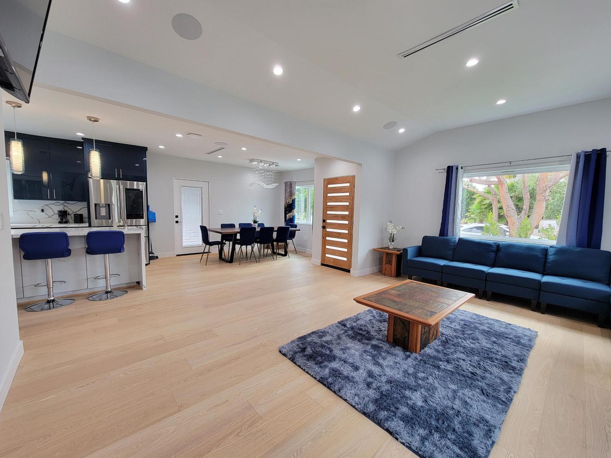 Holiday home Modern Luxury 3 Bedroom Next To La Cienega Plaza With Parking, Wifi, Tv, Bbq 10 Minutes To Rodeo Drive Los Angeles
