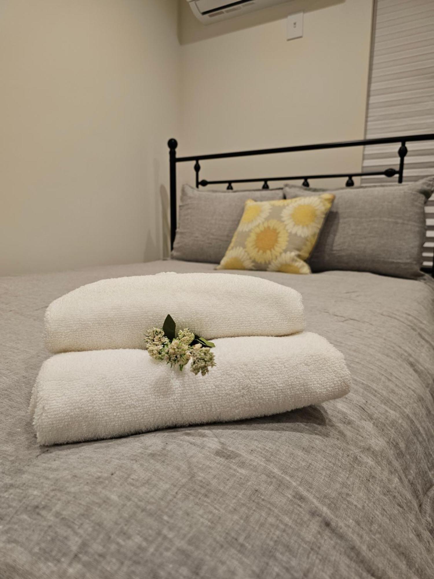 Villa Cozy Away From Los Angeles