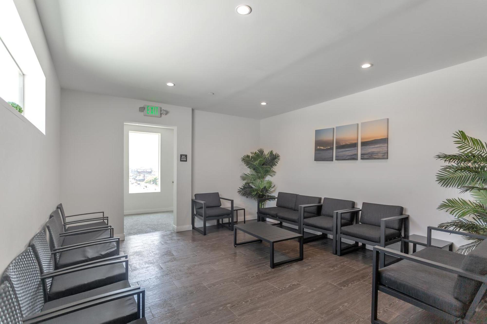 Serenity Escapes Los Angeles