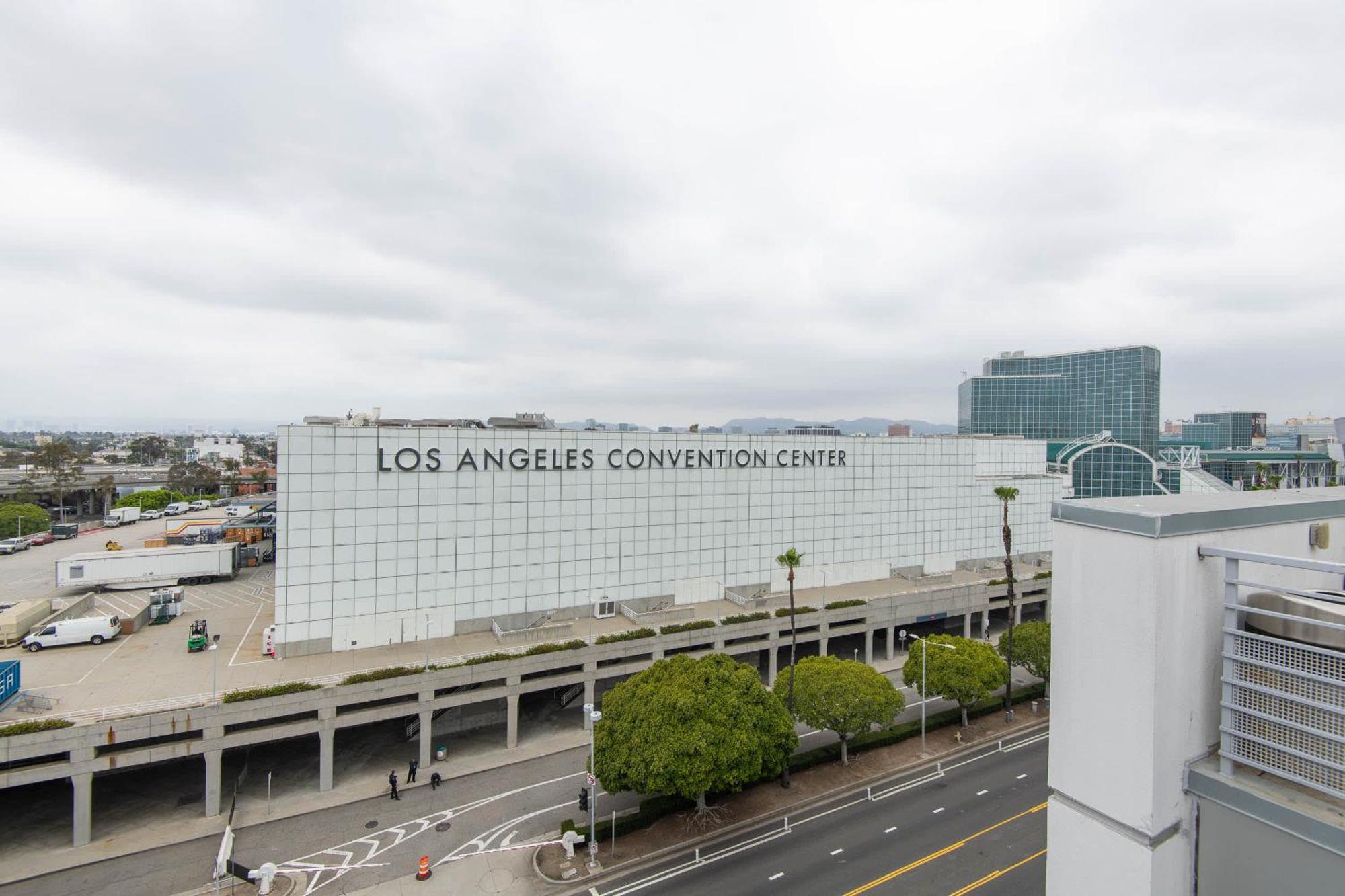 Downtown 1bed 1bath Freeparking Patio Pool Hot Tub Los Angeles