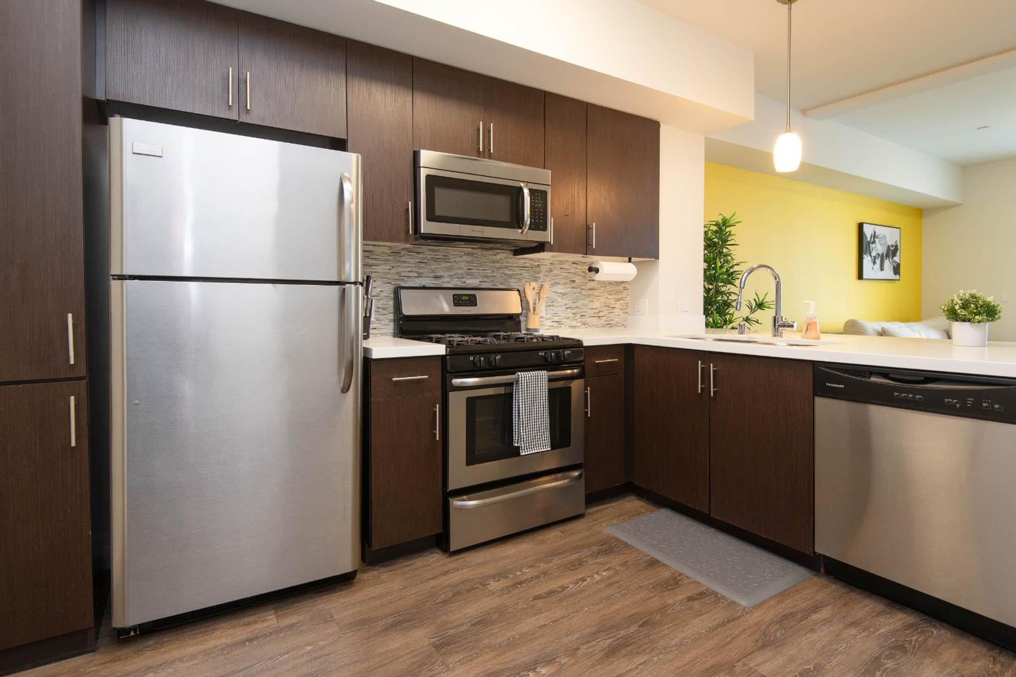 Downtown 1bed 1bath Freeparking Patio Pool Hot Tub * Los Angeles