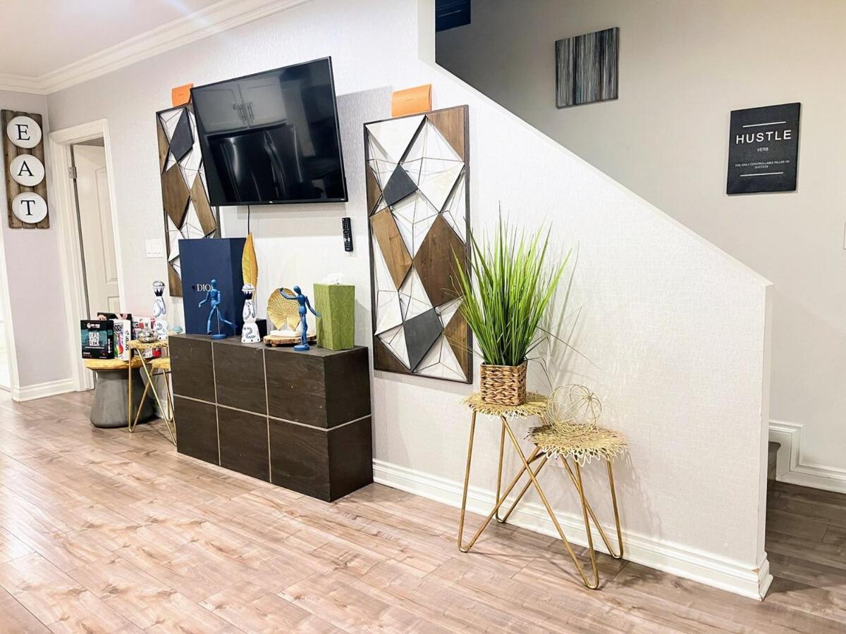 Apartment Tr2 4b 3bath Usc Crypto Sofi Universal Parking Los Angeles