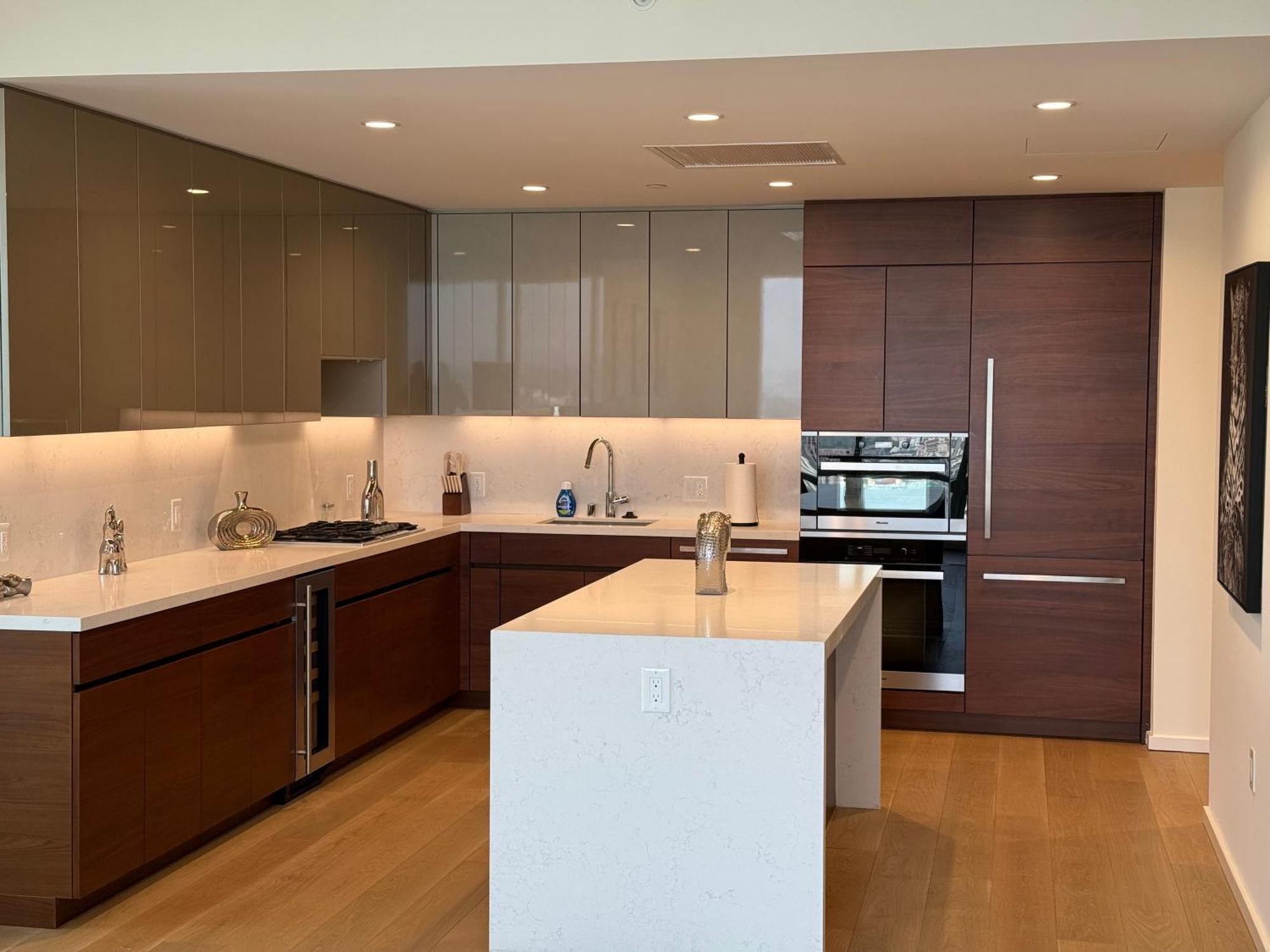 Sky View 2 Bed 2 Bath Penthouse In Heart Of Dtla Apartment