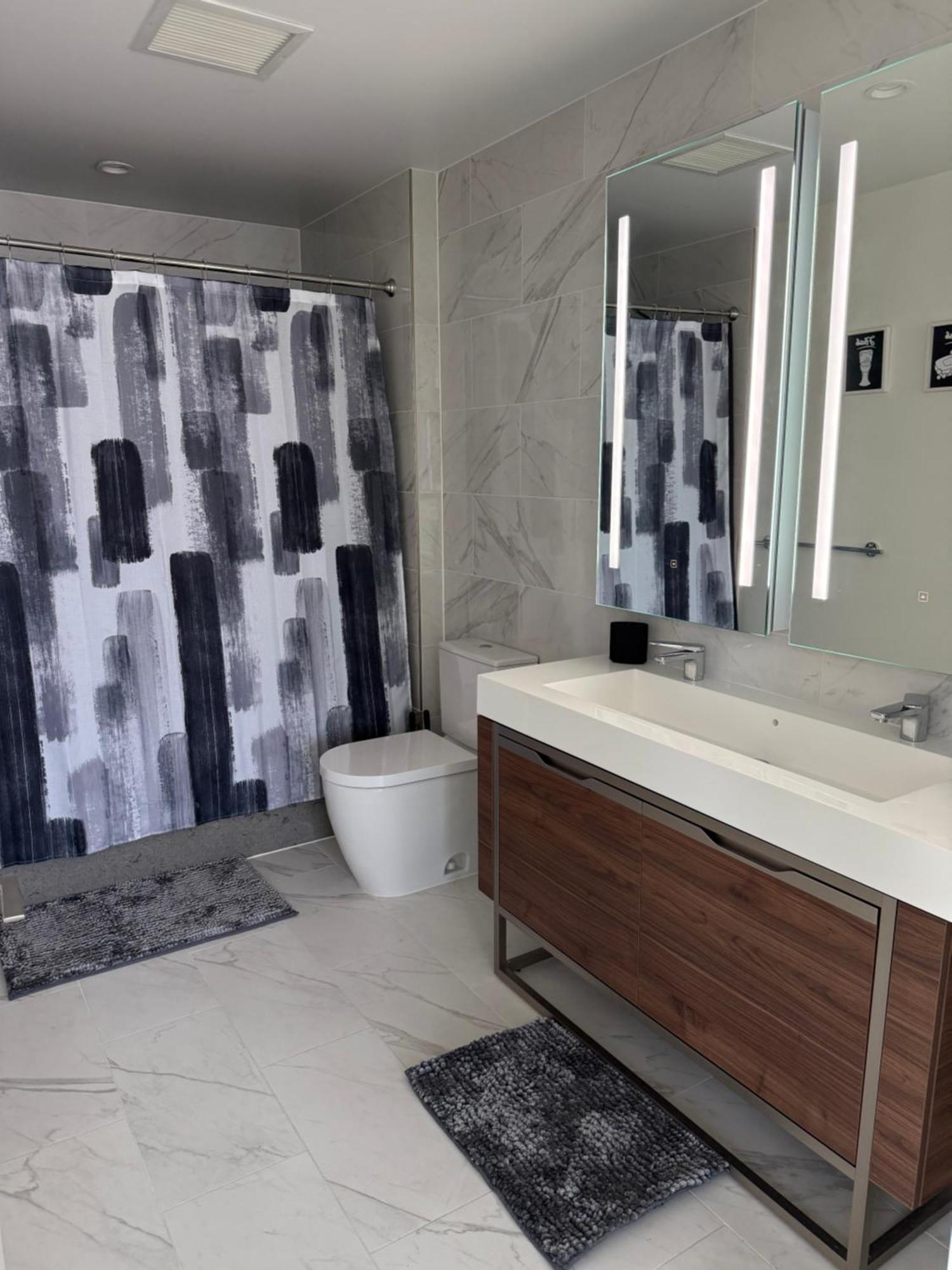 Sky View 2 Bed 2 Bath Penthouse In Heart Of Dtla Apartment *