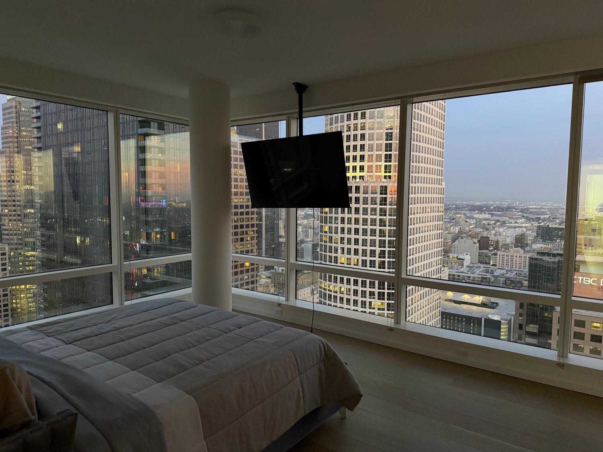 Apartment Sky View 2 Bed 2 Bath Penthouse In Heart Of Dtla Los Angeles