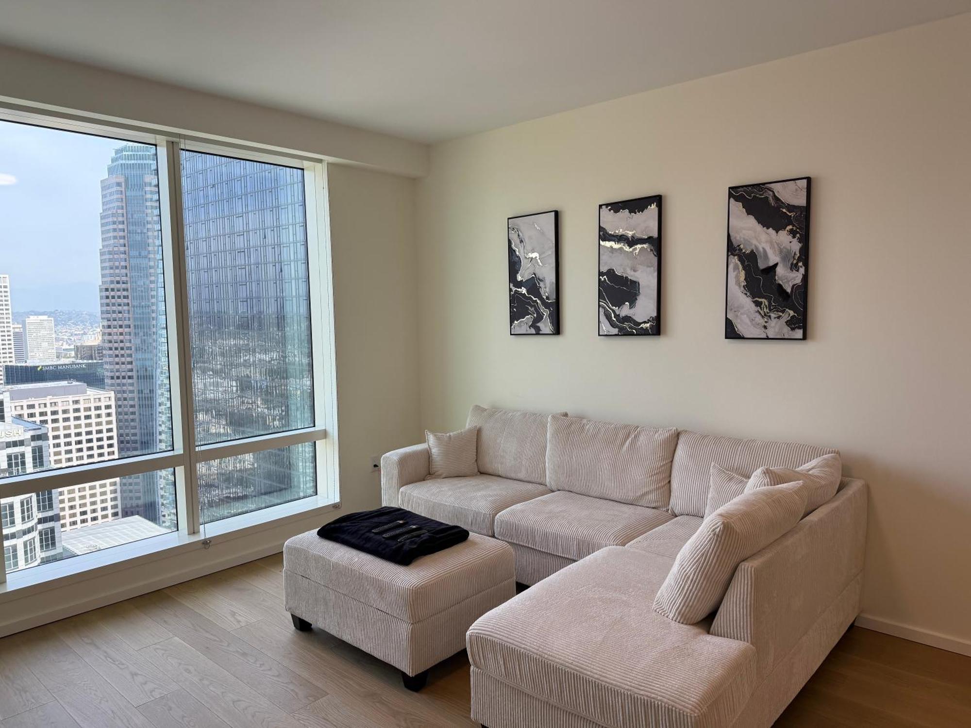 Sky View 2 Bed 2 Bath Penthouse In Heart Of Dtla Los Angeles
