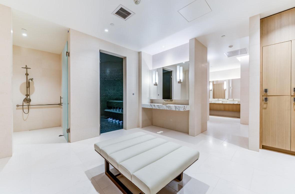 Sky View 2 Bed 2 Bath Penthouse In Heart Of Dtla Apartment Los Angeles