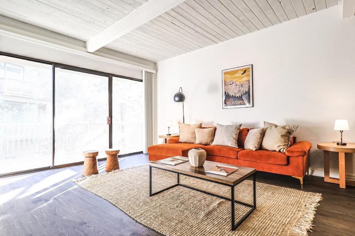 Spectacular & Bright 2bdr & 2 Bth In Mdr For 6 Pax Apartment