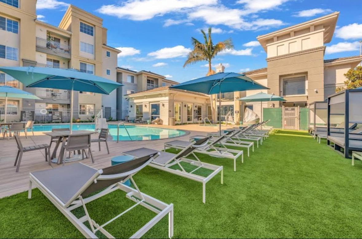 Loft Style,2 Beds ,flexible Self Check In,pool Los Angeles