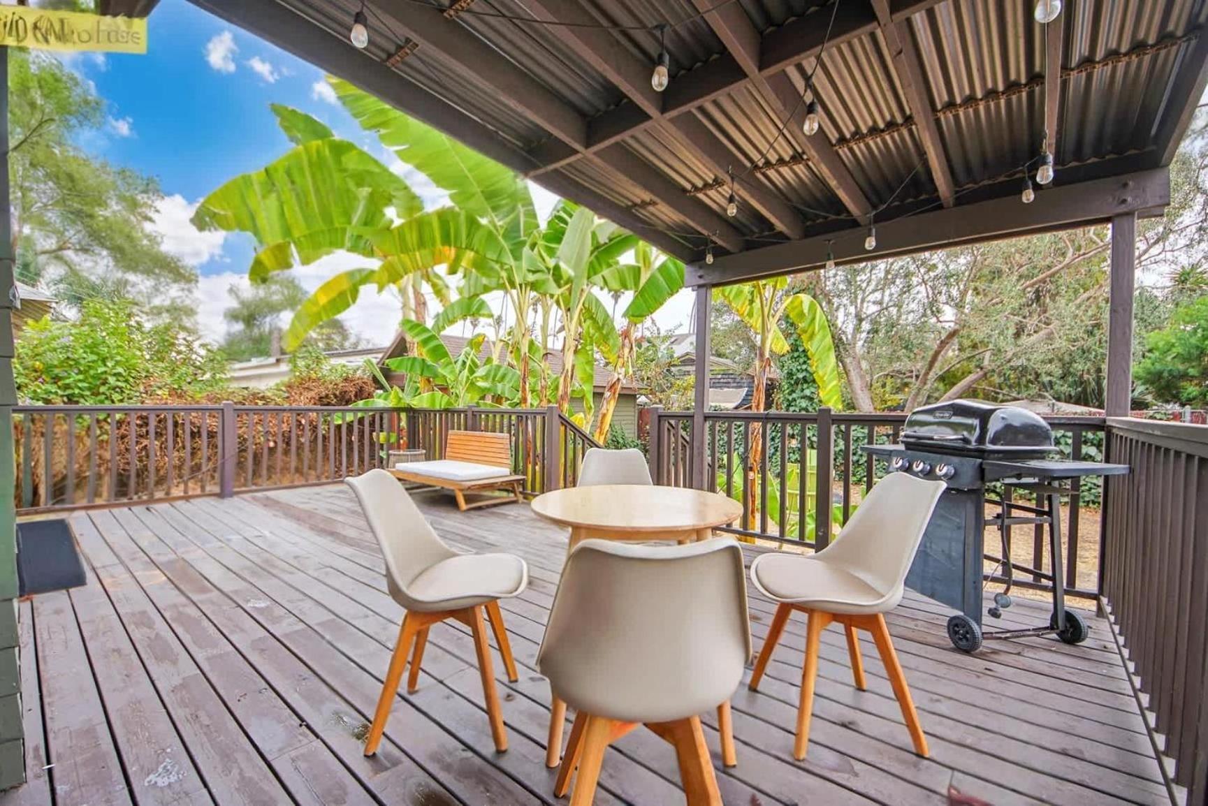 Charming 3b Retreat &backyard *