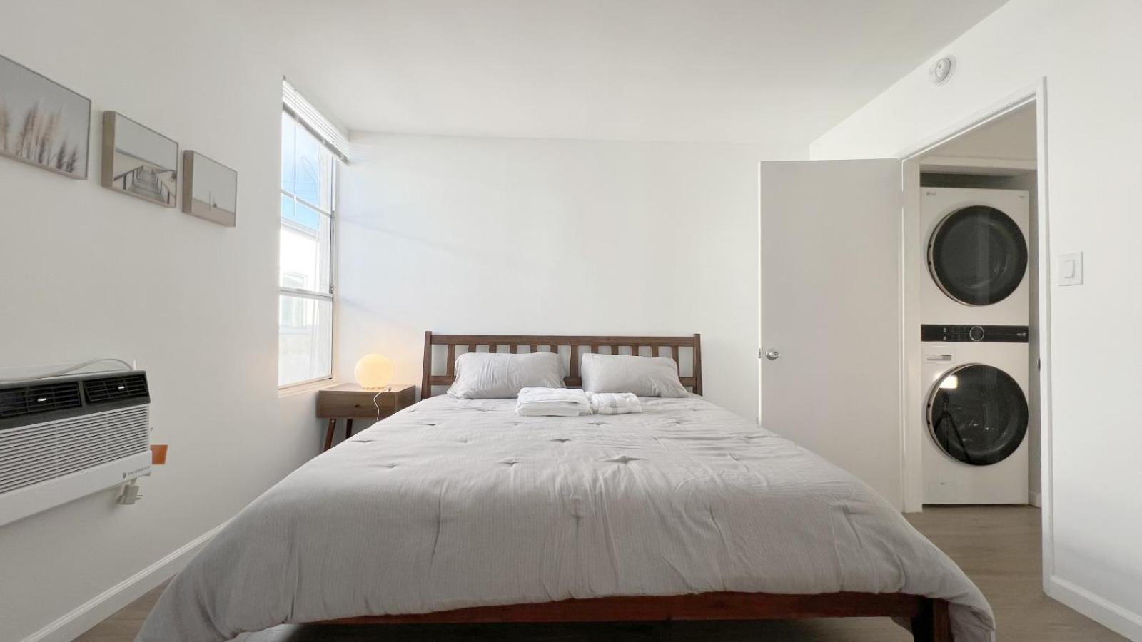 Apartment Seaside Escape Steps From Santa Monica Los Angeles