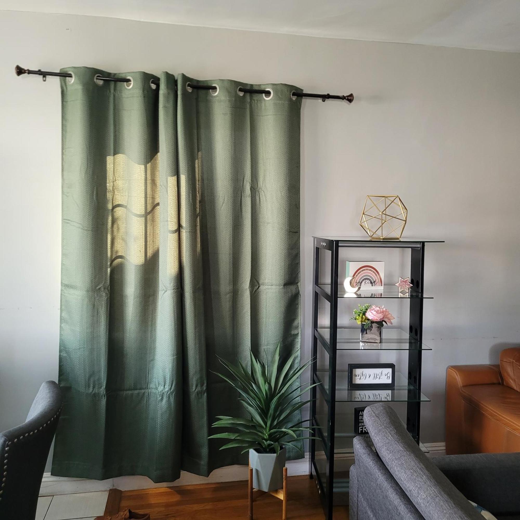3 Bedroom 2 Bath With Jacuzzi Near Beverly Hills, Wi-fi, Jacuzzi, Roku, Bbq, Giant Games Family Fun