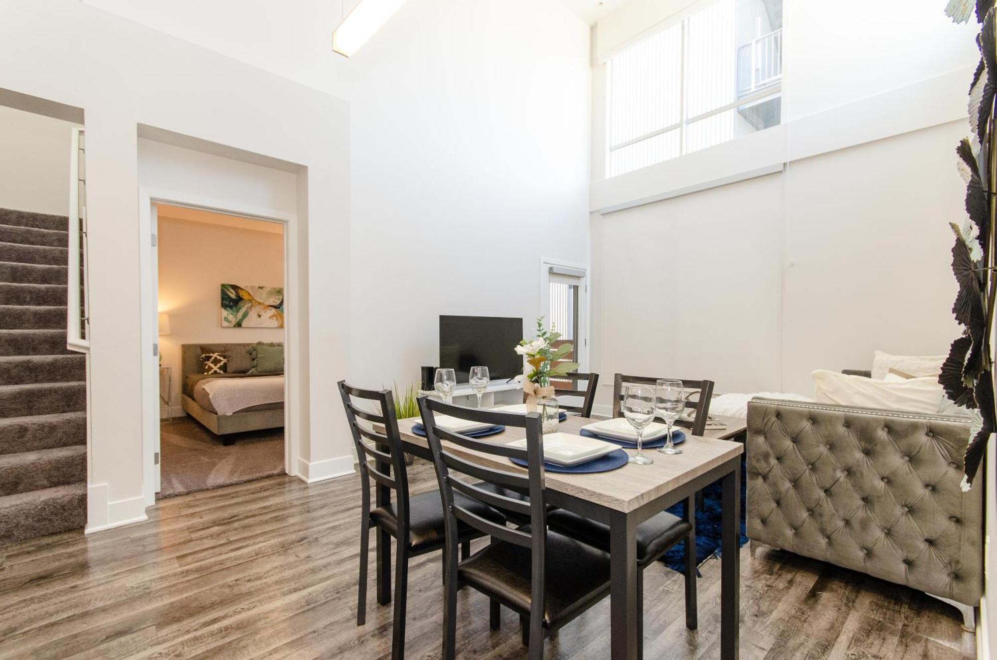 Luxury Penthouse In Prime Hollywood Location Apartment *