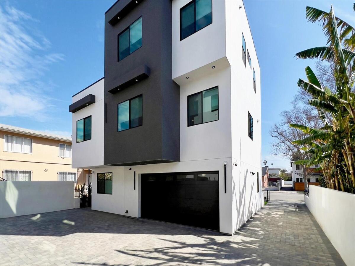 Villa Modern Luxe Retreat Four-bedroom