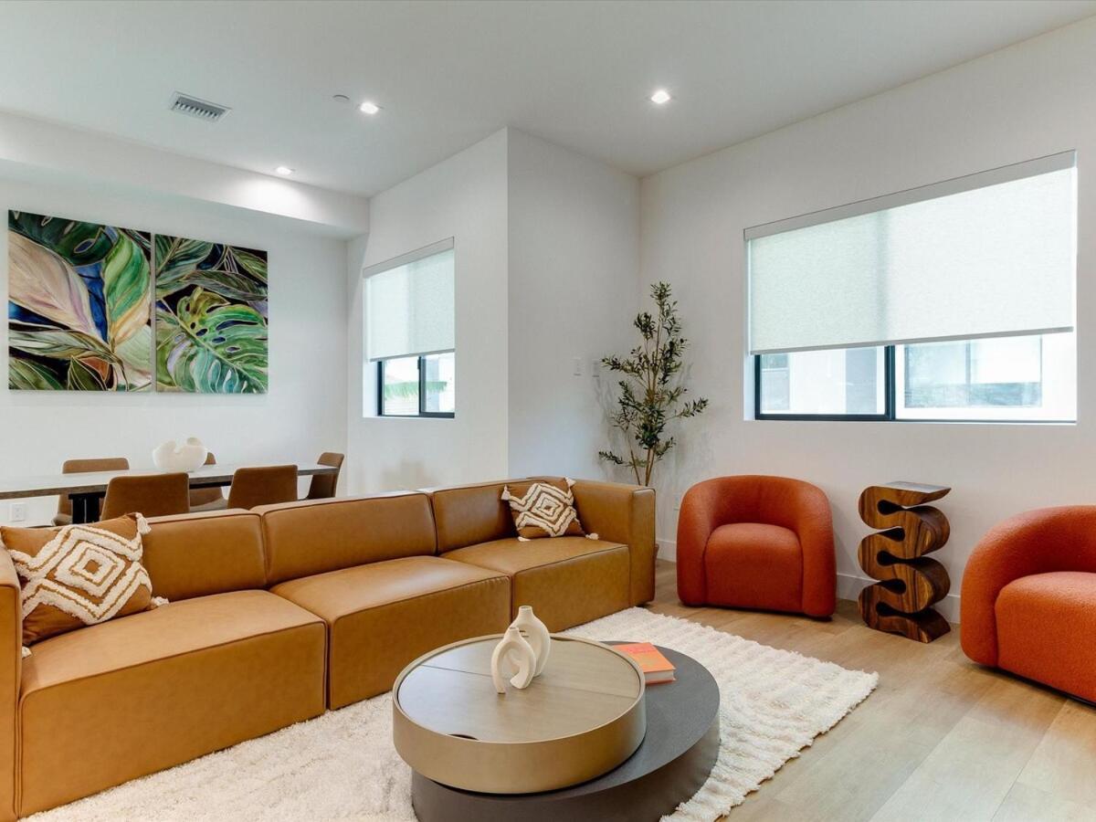 Modern Luxe Retreat Four-bedroom Los Angeles
