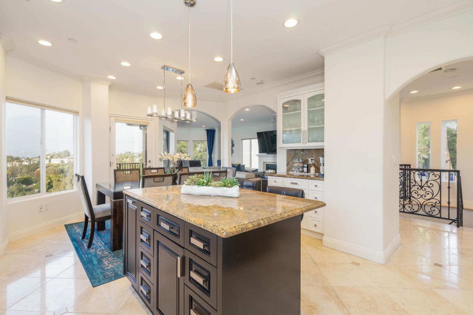 Luxury Modern W/ Great La Views Los Angeles