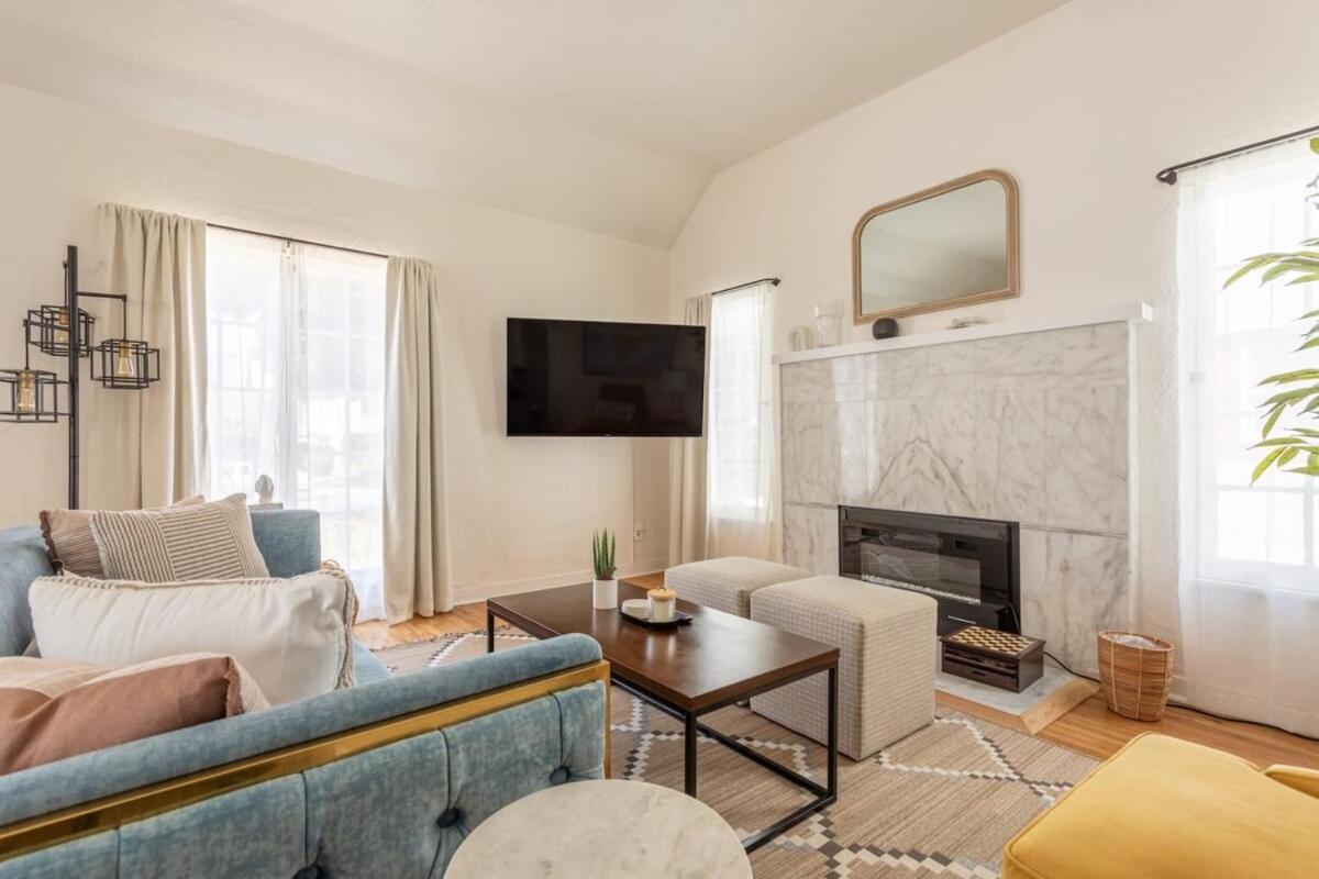 Charming 1920s On A Quiet Cul-de-sac