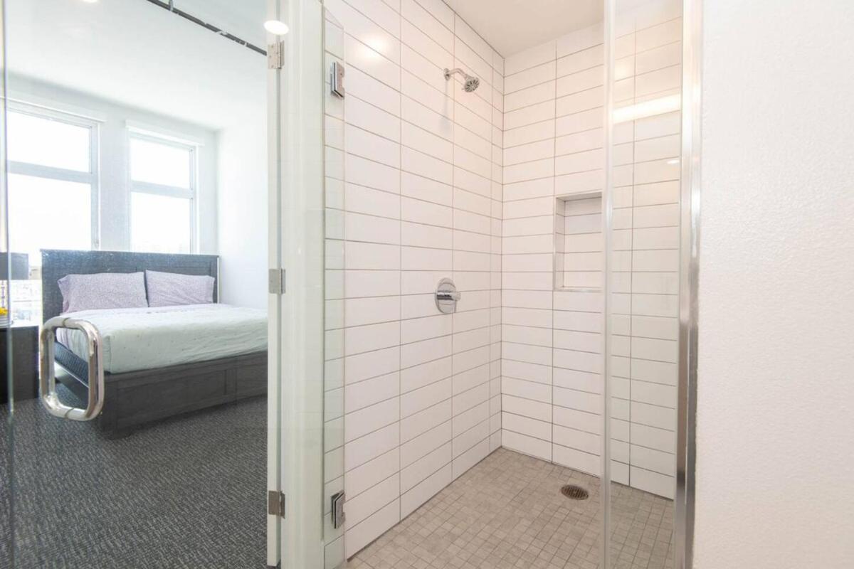 Luxury 2 Bedroom Penthouse With Stunning Views Venice & Marina Del Rey Apartment Los Angeles