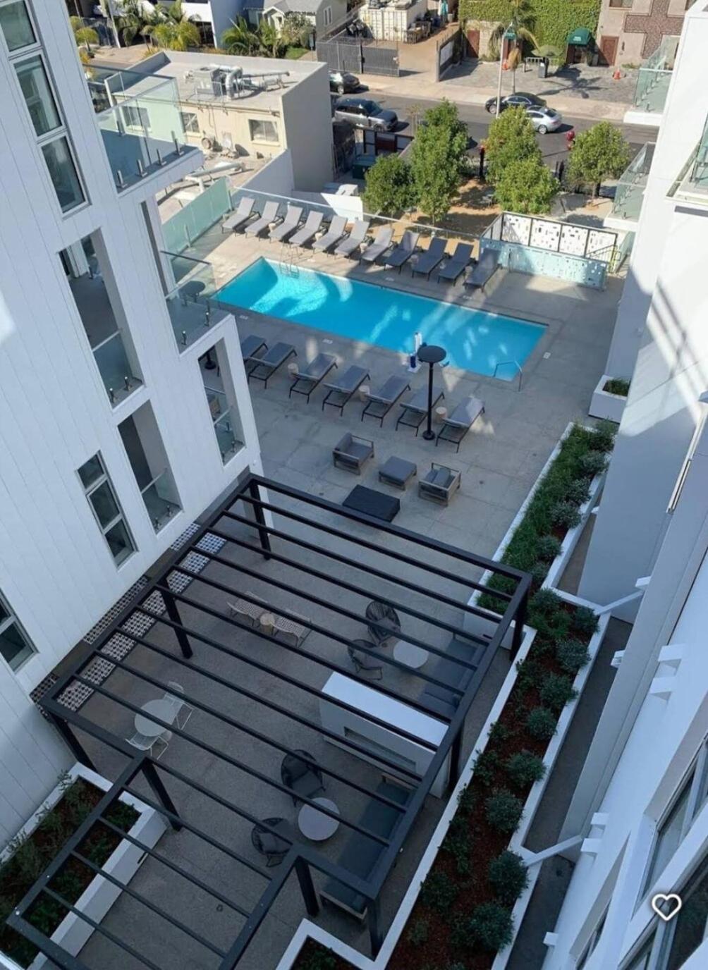Luxury 2 Bedroom Penthouse With Stunning Views Venice & Marina Del Rey Apartment