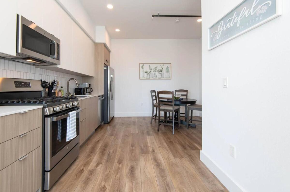 Apartment Luxury 2 Bedroom Penthouse With Stunning Views Venice & Marina Del Rey *