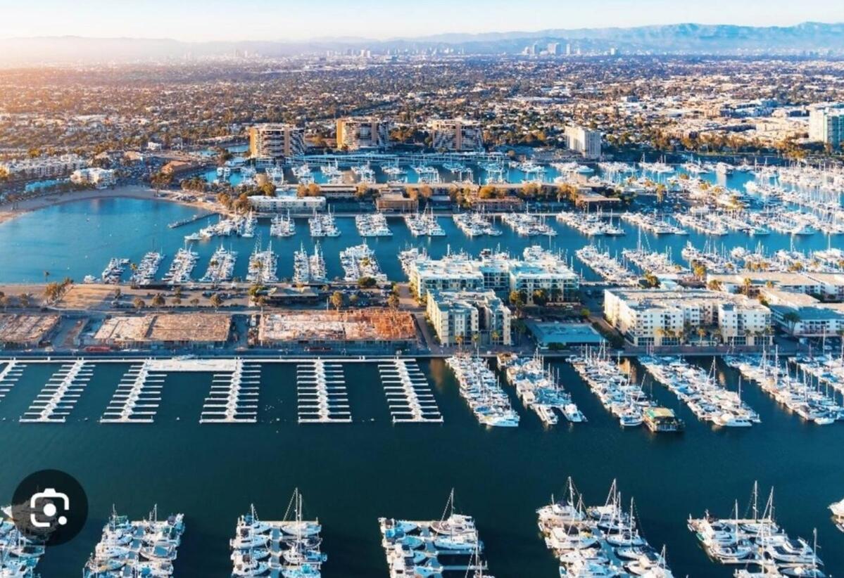Luxury 2 Bedroom Penthouse With Stunning Views Venice & Marina Del Rey Apartment Los Angeles