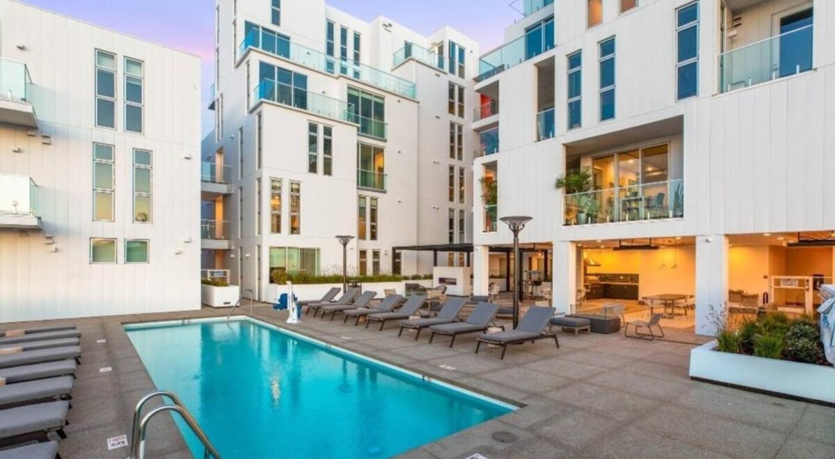 Luxury 2 Bedroom Penthouse With Stunning Views Venice & Marina Del Rey Los Angeles