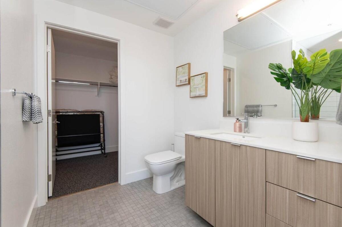 Apartment Luxury 2 Bedroom Penthouse With Stunning Views Venice & Marina Del Rey Los Angeles