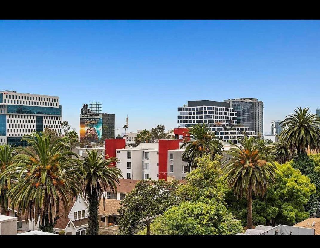 Hollywood Hideaway Homes
