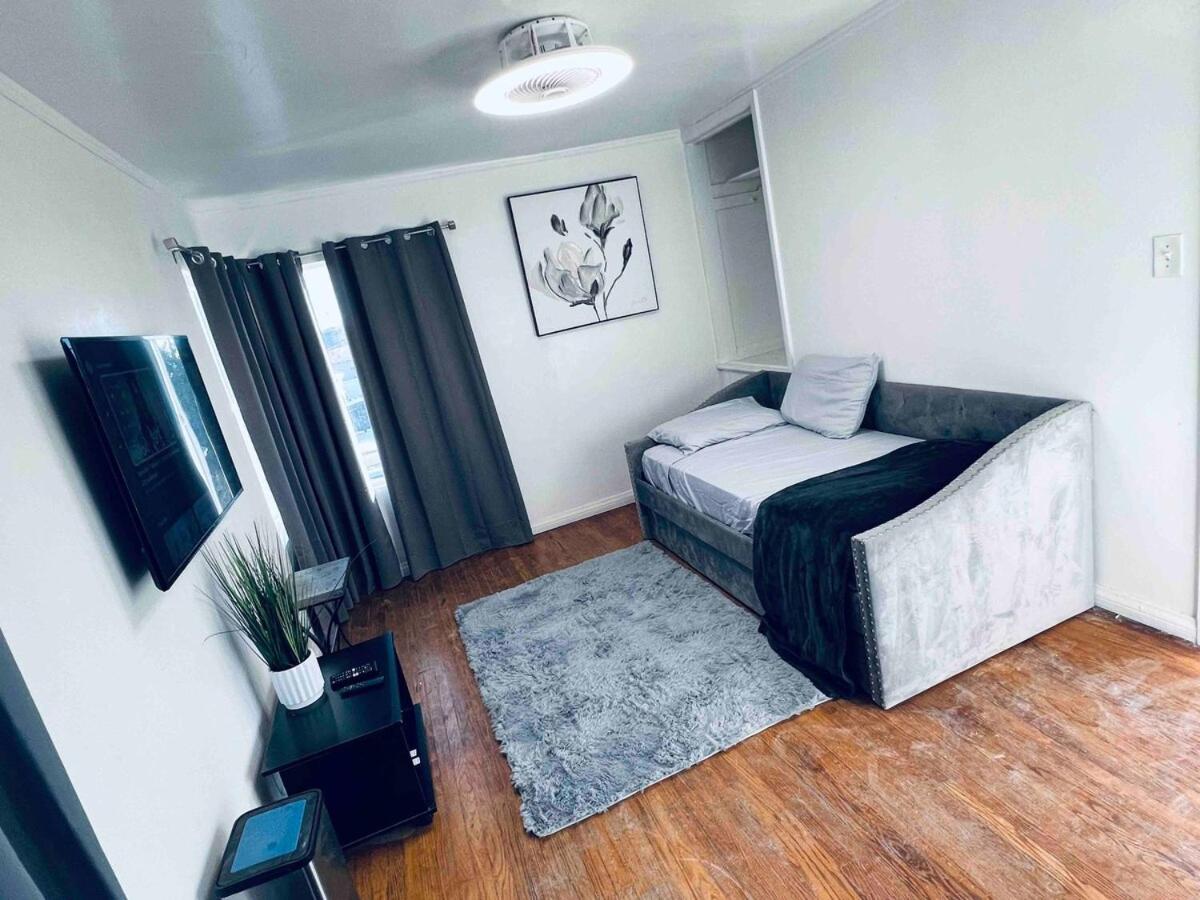 Apartment Beautiful Private Upstairs - Usc, Lax, Sofi *