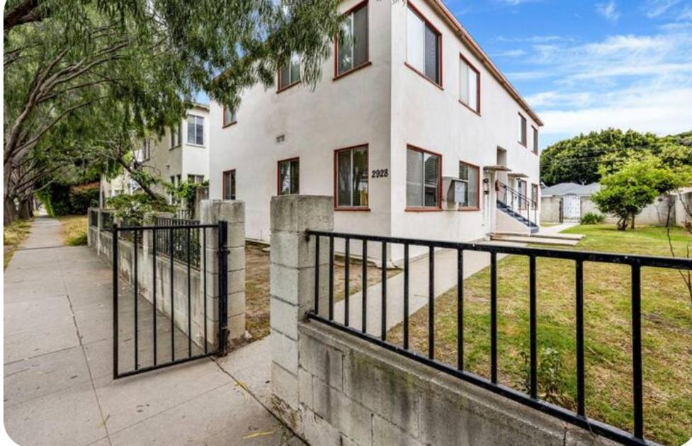 Apartment Cozy, Luxurious, Oasis, With Free Parking