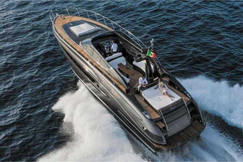 Riva Virtus 65 Yacht Trip W Captain Overnight 2812 Holiday home Los Angeles