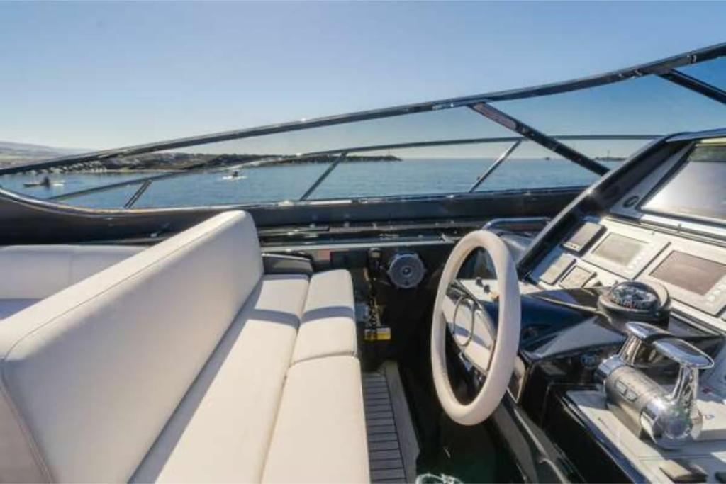 Riva Virtus 65 Yacht Trip W Captain Overnight 2812 Holiday home *