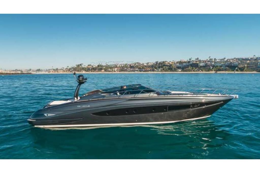 Riva Virtus 65 Yacht Trip W Captain Overnight 2812