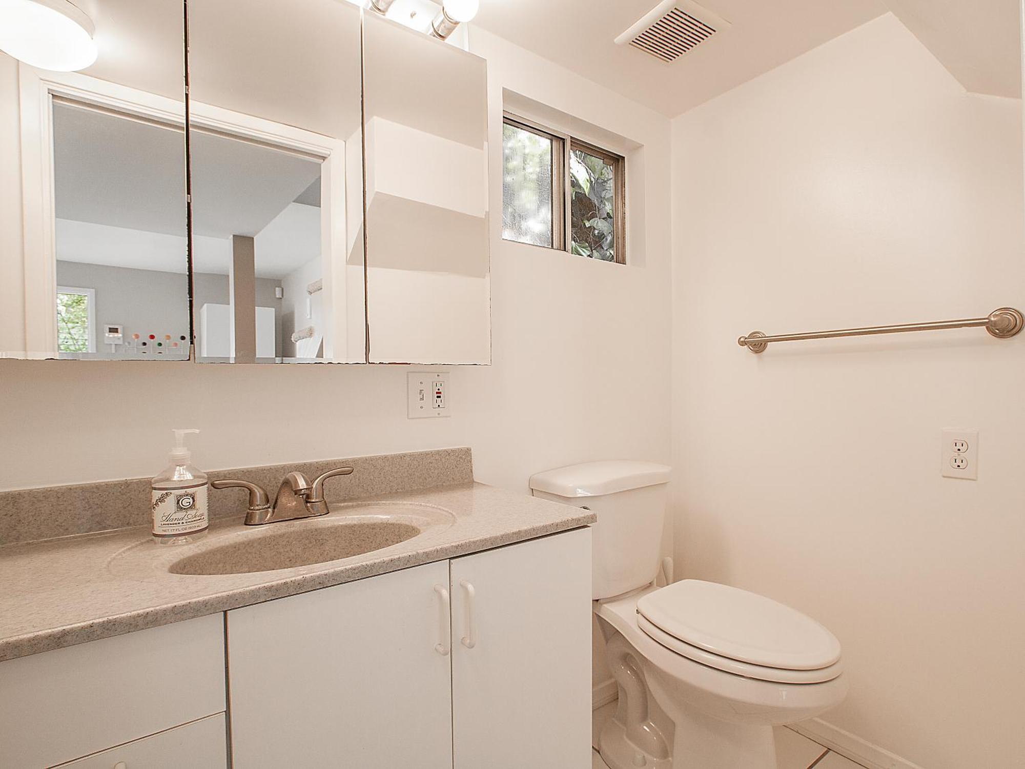 Beverly Glen Charming Gated * Los Angeles