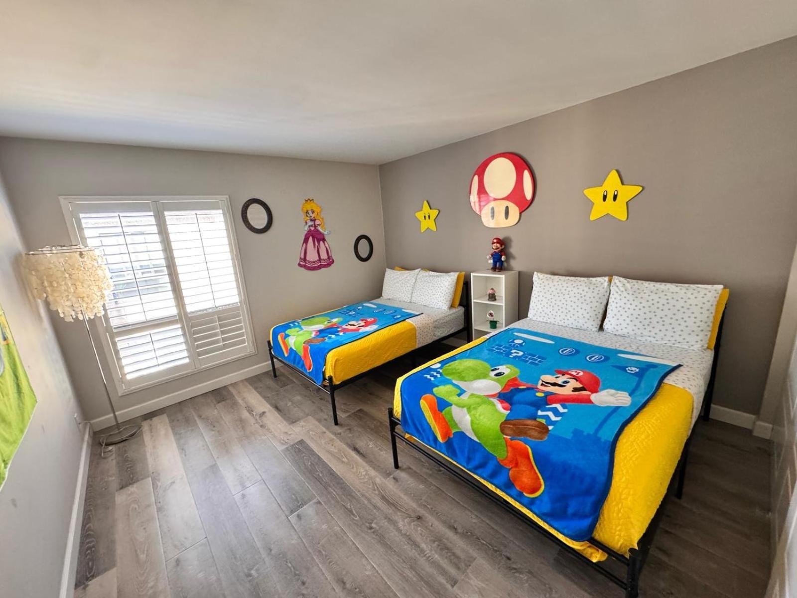 Super Mario Universal 10 Min Loft Free Parking *
