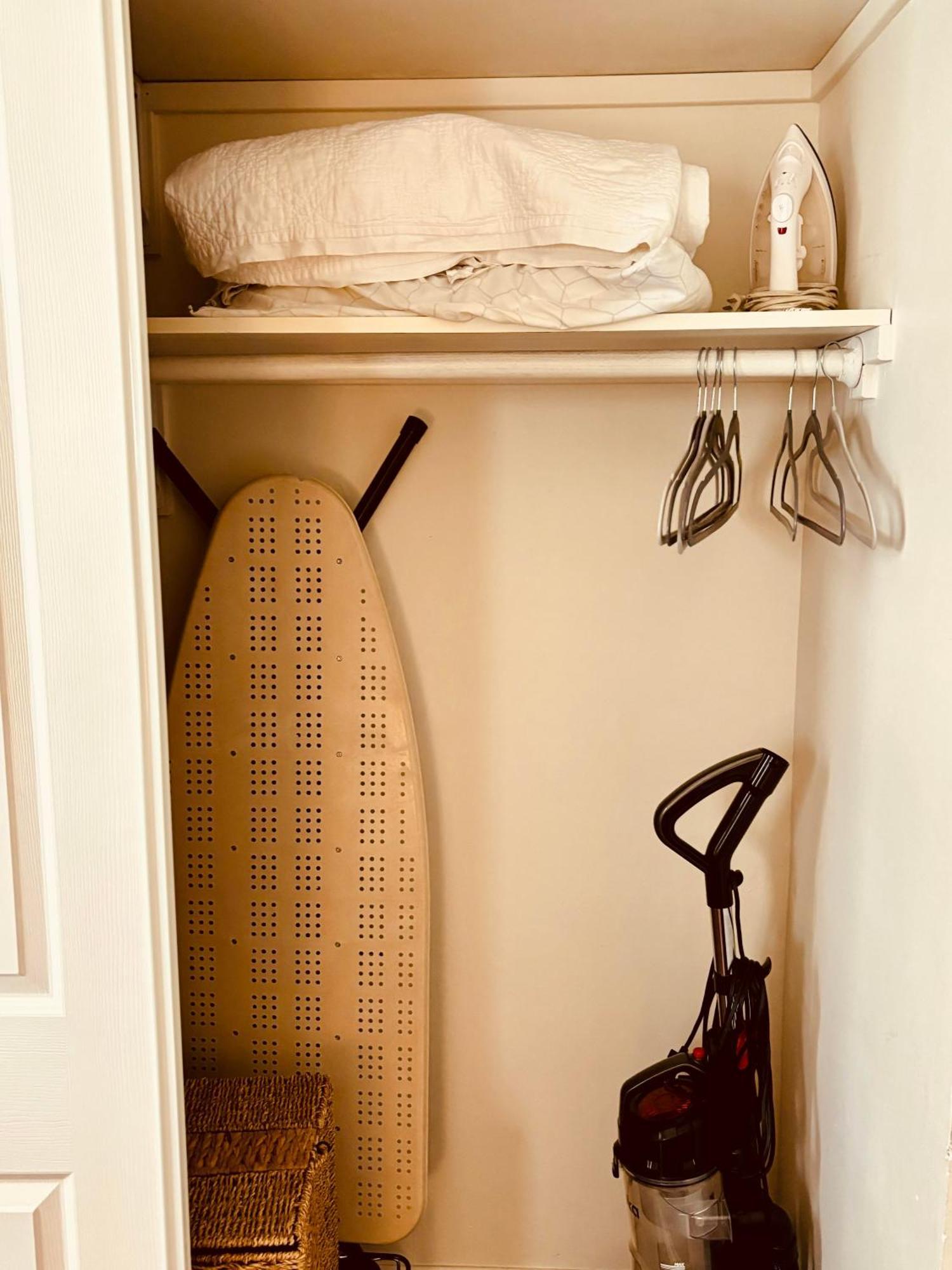 Centrally Located 2 Bed Ucla *