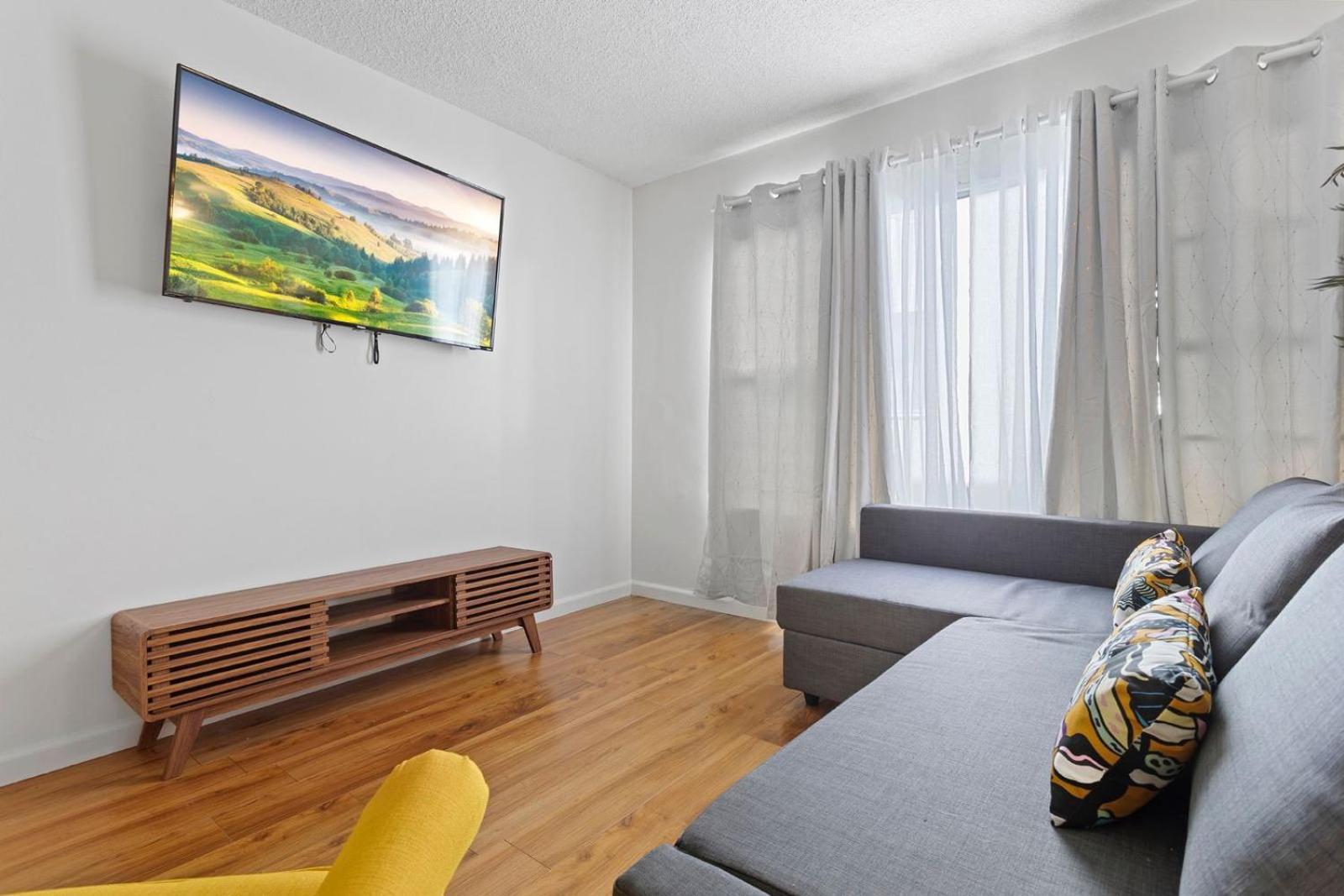 Cozy 1 Bedroom West Hollywood Aparthotel *