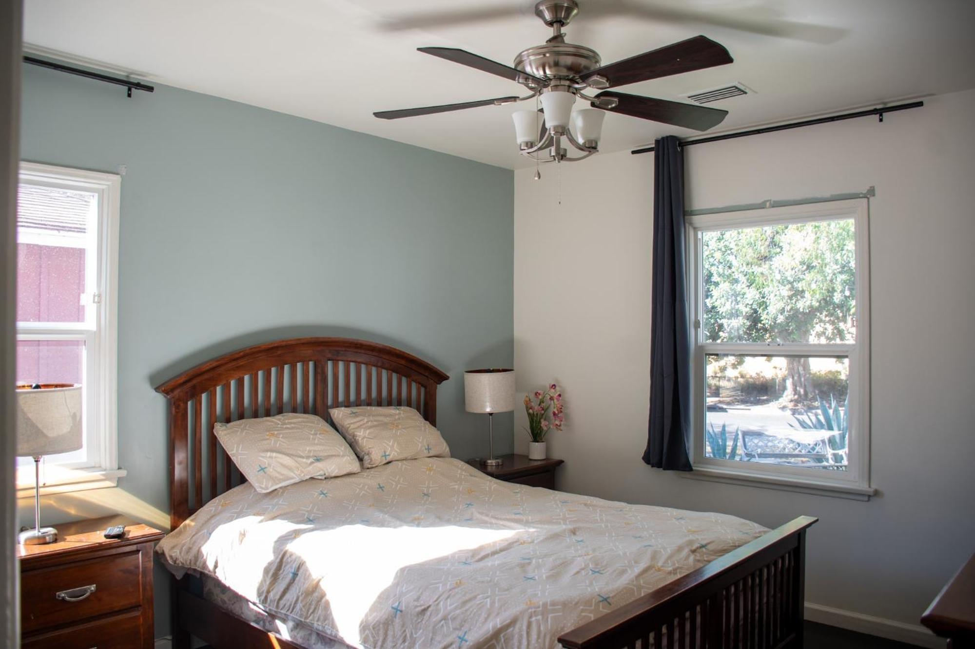 Cozy And Relaxing In Suburbs Of La Holiday home *