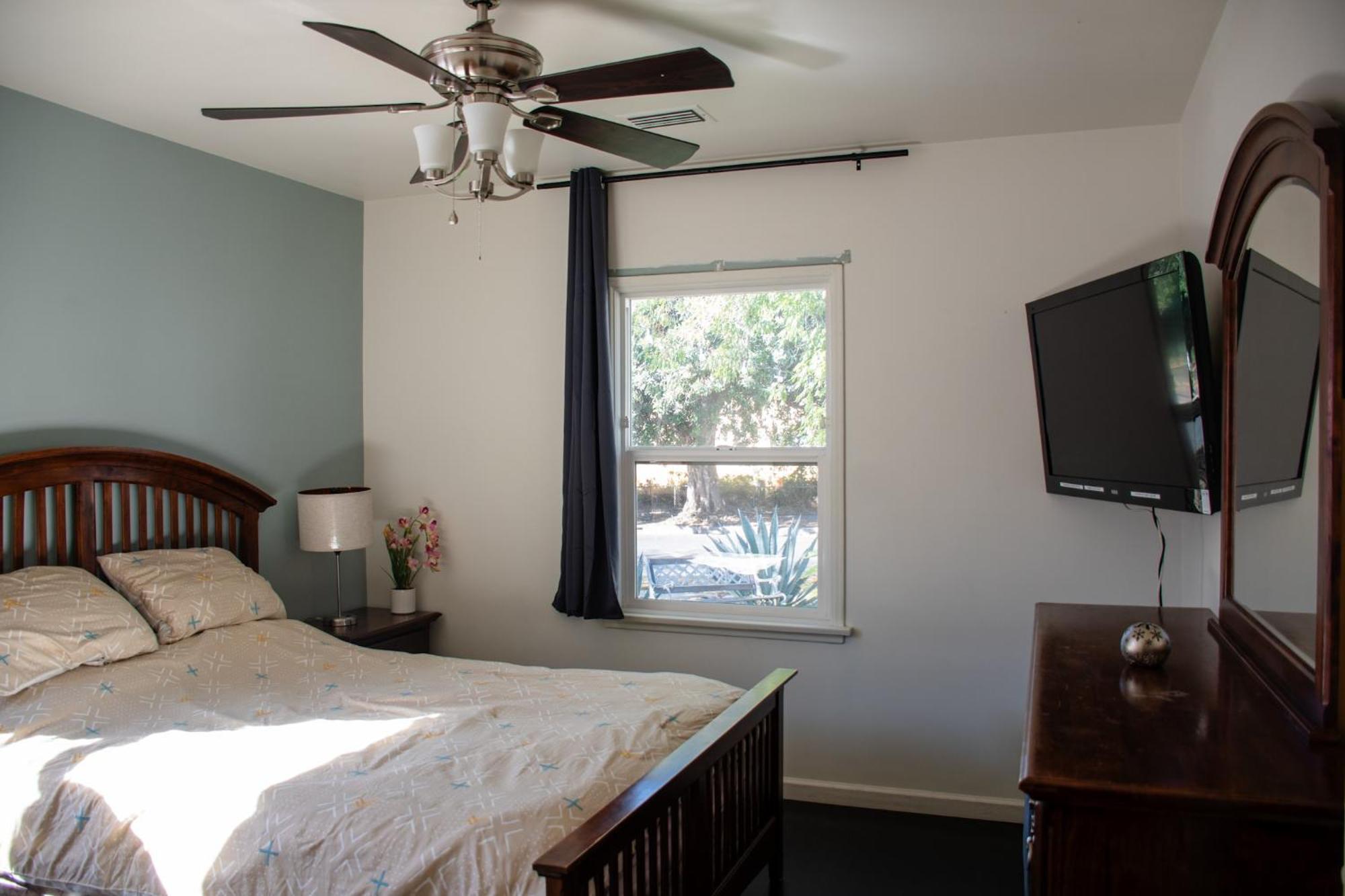 Cozy And Relaxing In Suburbs Of La Holiday home Los Angeles