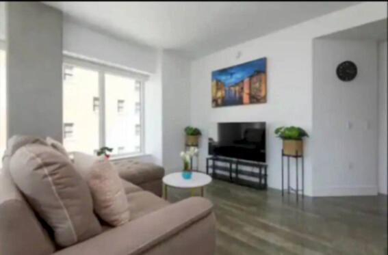 Stunning 3 Bedroom High-rise With Pool, Spa, And Rooftop Views * Los Angeles