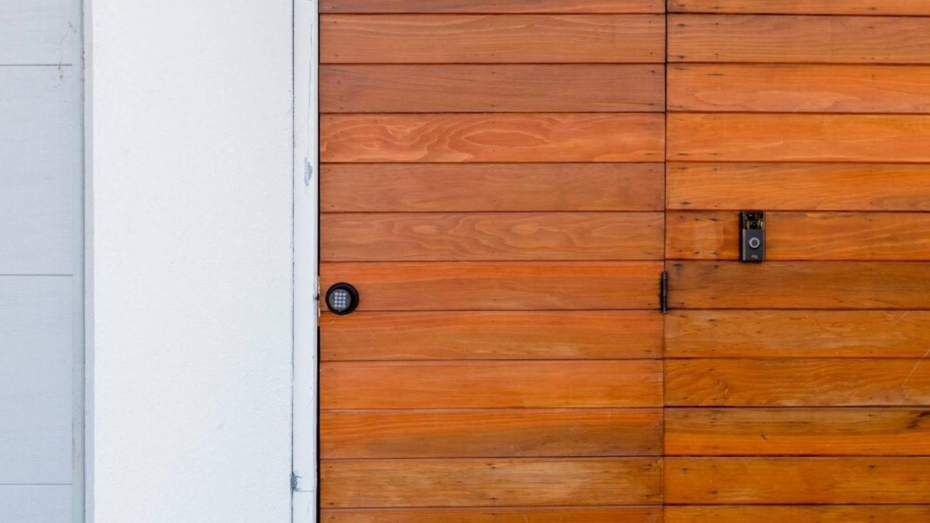 Sleek Luxury With Patio Lax & Access Apartment Los Angeles