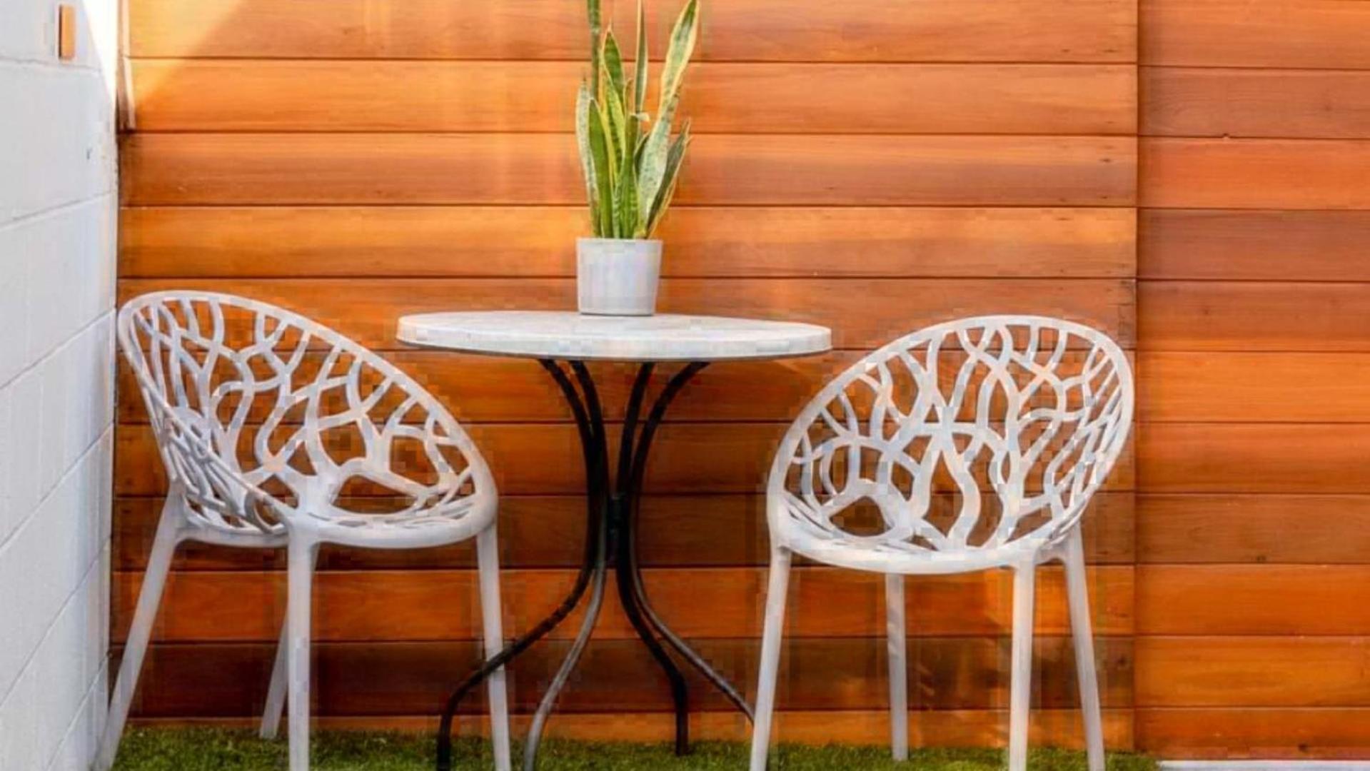 Sleek Luxury With Patio Lax & Access Apartment Los Angeles