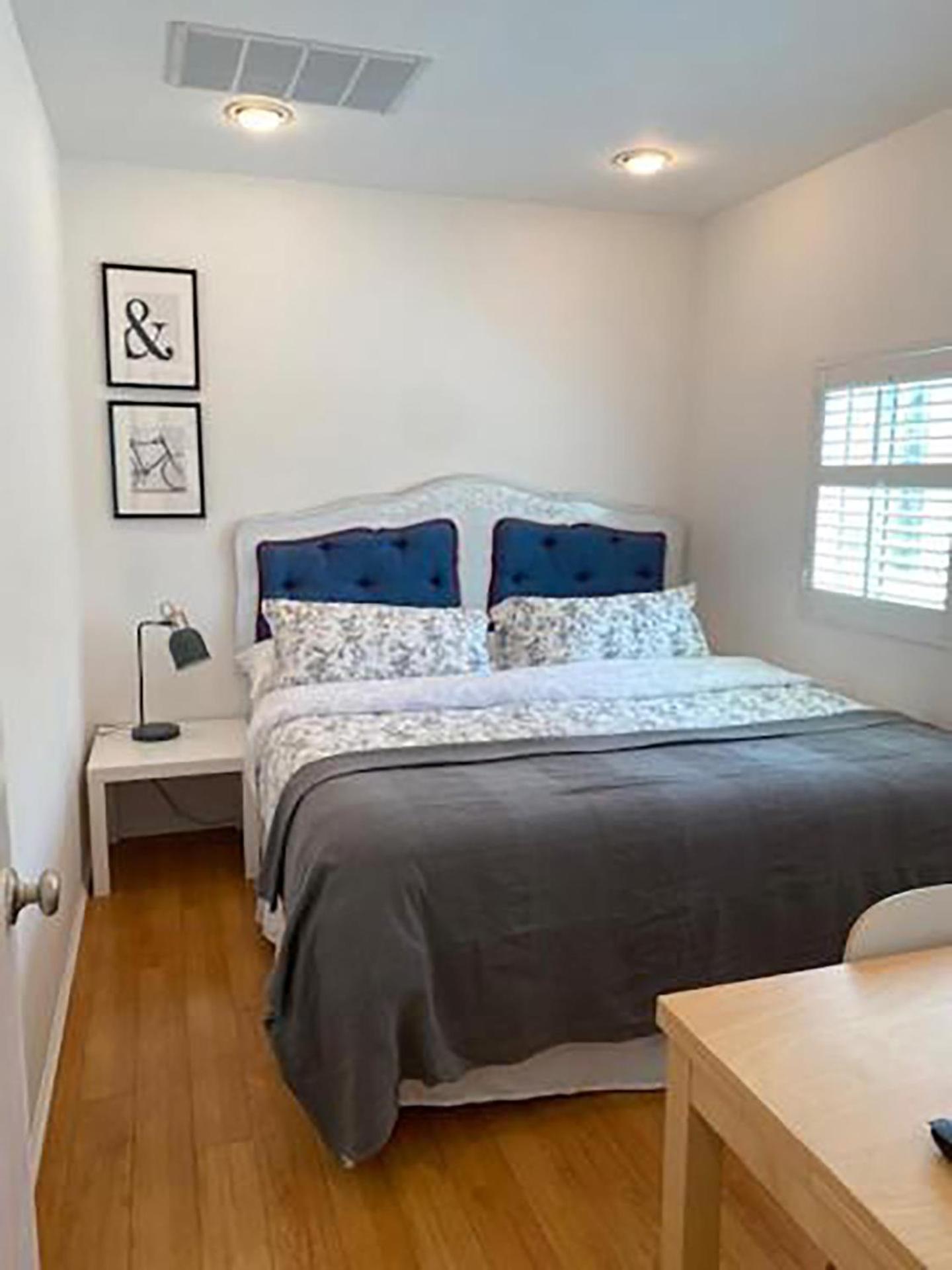 Venice Monthly Rents Apartment Los Angeles