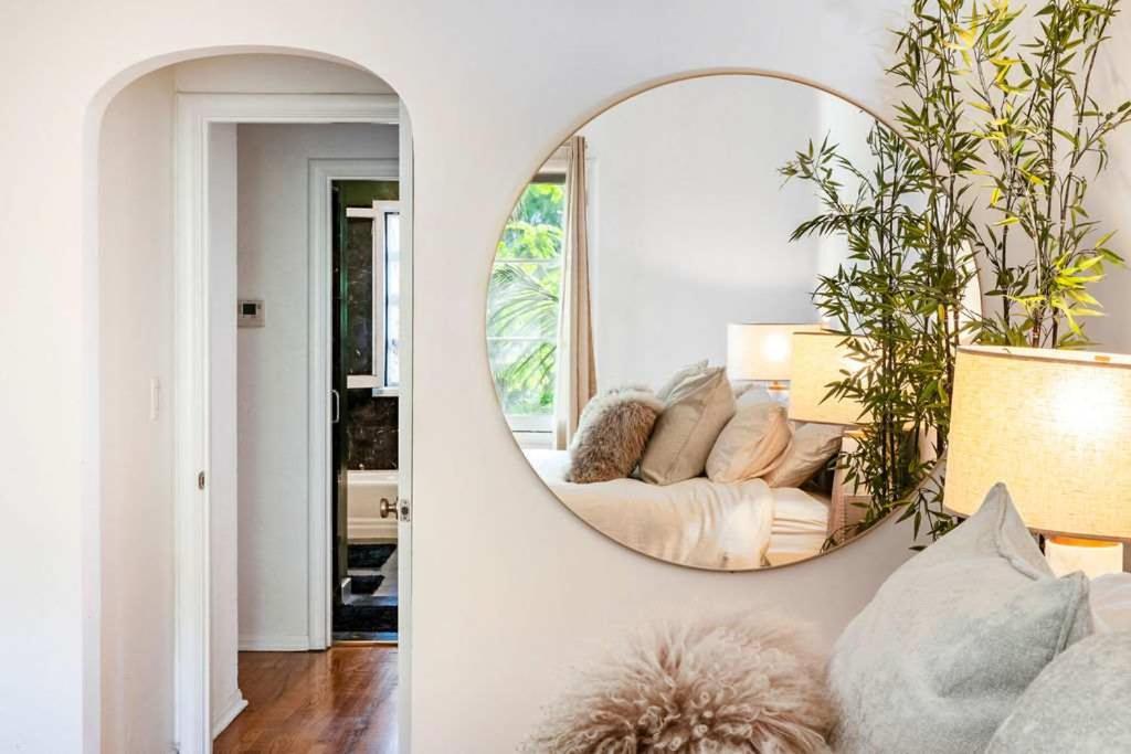 Luxurious Chic Chateau Exclusive Sunset Strip Hideaway In Weho Apartment *