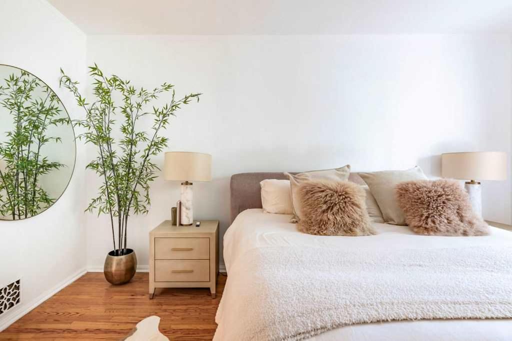 Luxurious Chic Chateau Exclusive Sunset Strip Hideaway In Weho Apartment Los Angeles