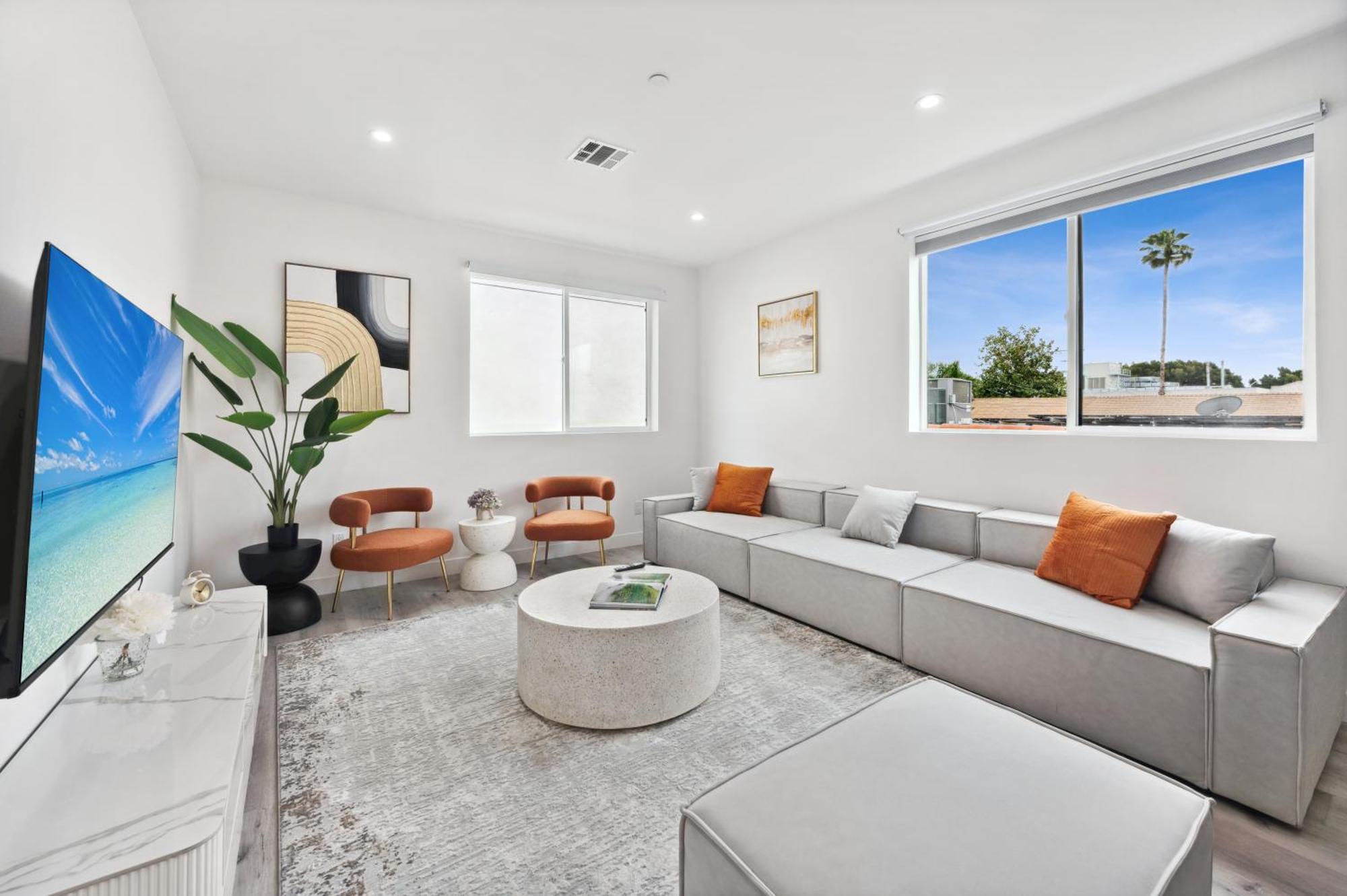 Hollywood View 3 Bedroom Family House *