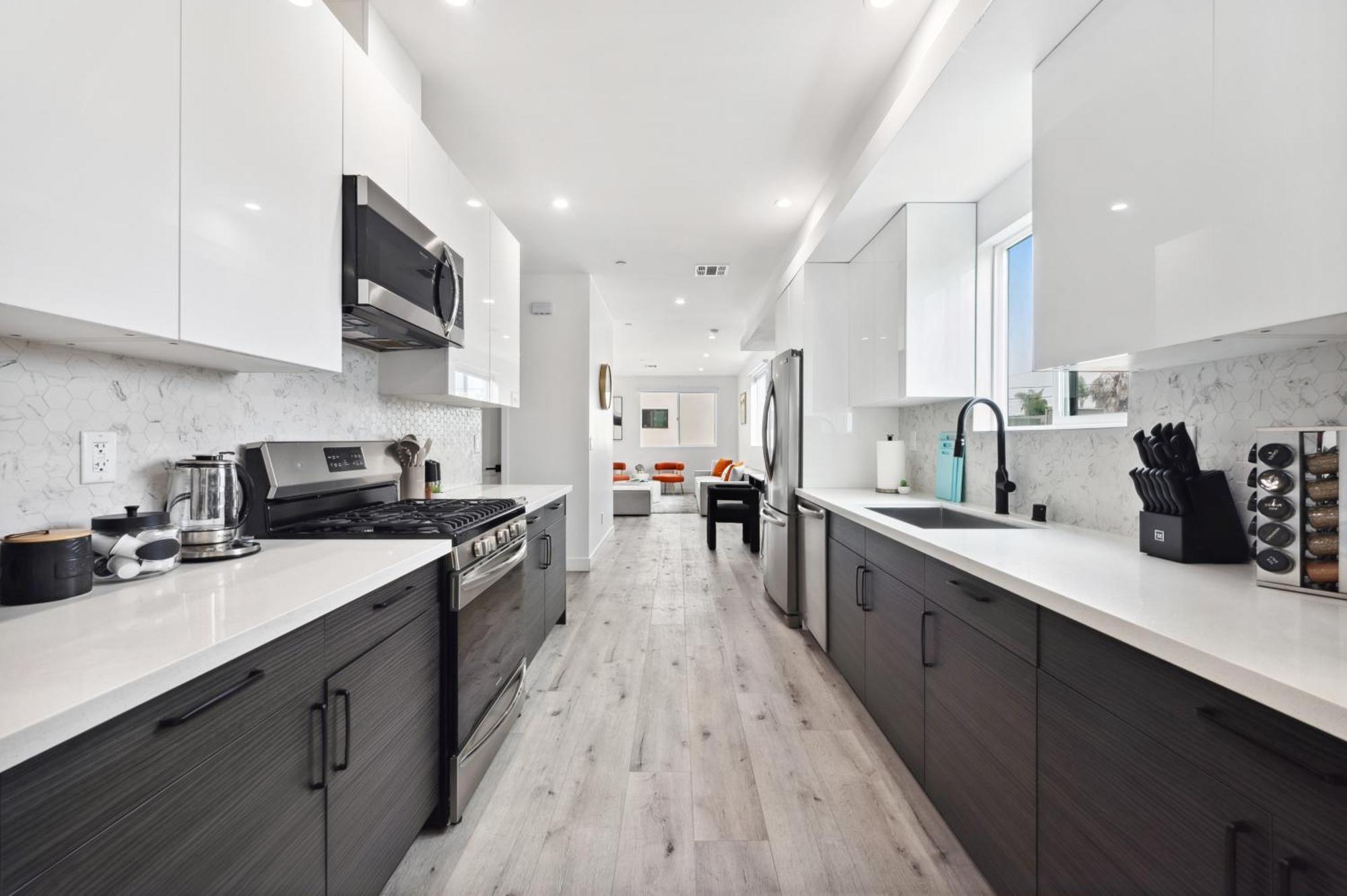 Hollywood View 3 Bedroom Family House Los Angeles