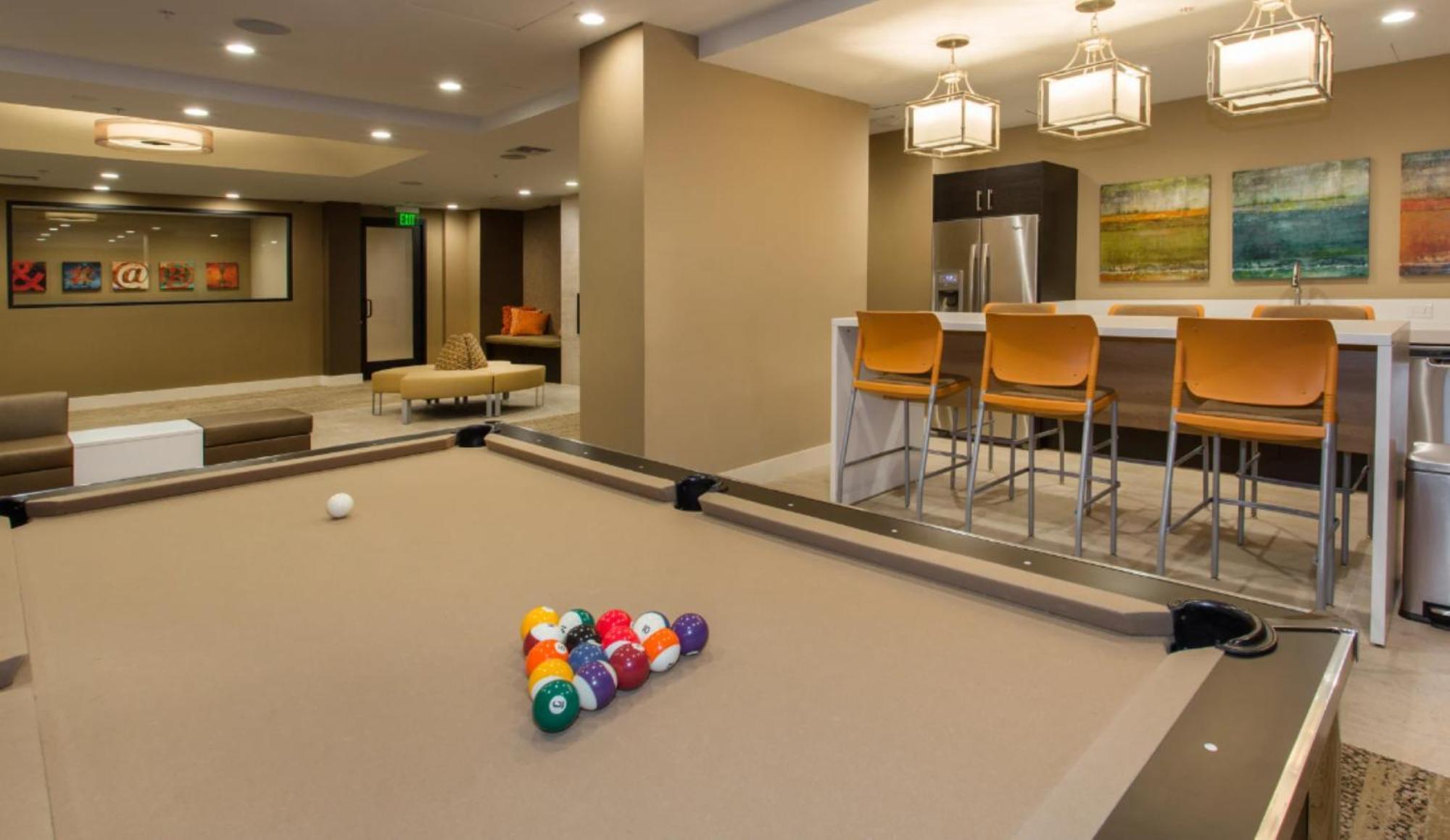 Bomiz Friends- Free Parking, Pool And Sauna, Laundry Los Angeles